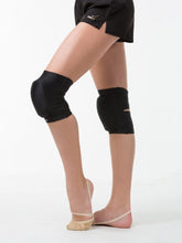 Load image into Gallery viewer, Solo Knee Protectors. Black