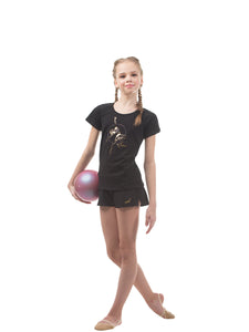 "Golden gymnast girl with a hoop" scoop neck raglan t-shirt